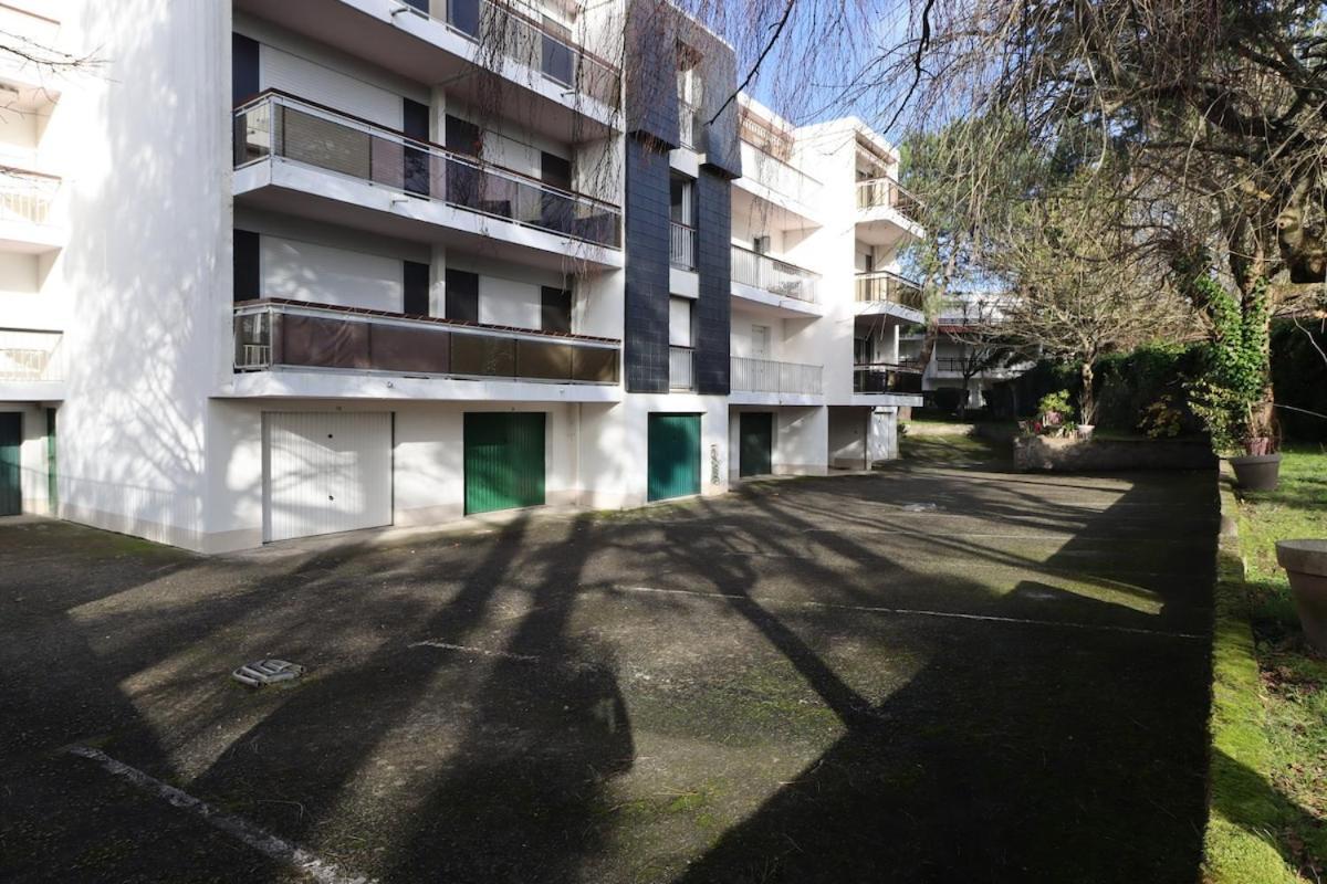 Appartement Le Raspail By Tranquil At Home, Parking -
